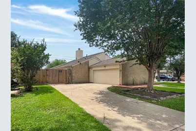 2358 Binley Drive, Houston, TX 77077 - Photo 37