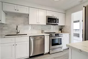 2001 Holcombe Blvd, Houston, TX 77030 - Photo 7