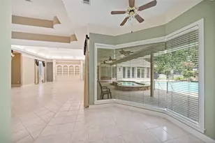 629 Stonewall Jackson Dr, Conroe, TX 77302 - Photo 11