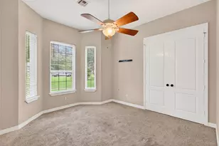 10863 Bourbon St, Willis, TX 77318 - Photo 33