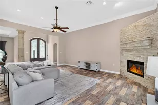 10863 Bourbon St, Willis, TX 77318 - Photo 17