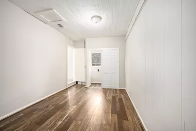 10406 Wiggins Street, Houston, TX 77029 - Photo 3