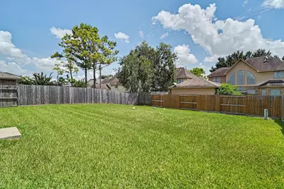 3105 Centennial Village Drive, Pearland, TX 77584 - Photo 5