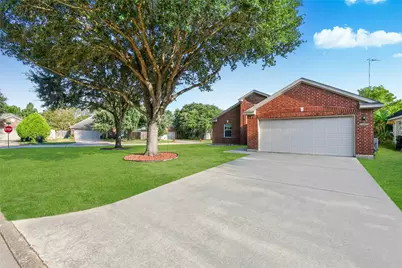 34552 Park Green, Brookshire, TX 77423 - Photo 3