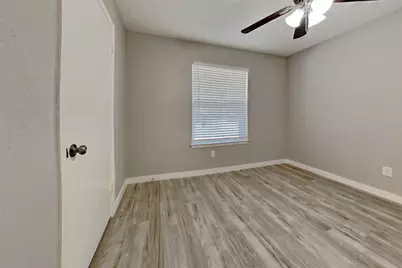 10207 Horseshoe Bend Drive, Houston, TX 77064 - Photo 13