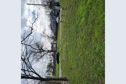 1425 E 34th Street, Houston, TX 77022 - Photo 1