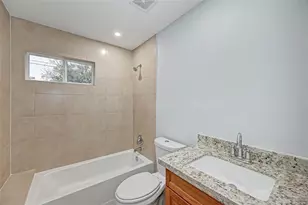 7028 St Augustine St, Houston, TX 77021 - Photo 13