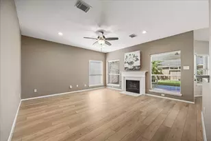 4231 Rocky Bend Dr, Sugar Land, TX 77479 - Photo 3