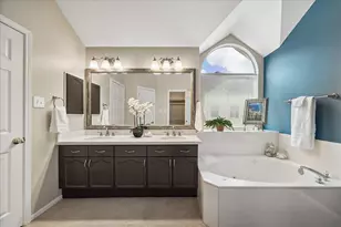 4231 Rocky Bend Dr, Sugar Land, TX 77479 - Photo 17