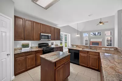 19919 Creek Bend Trail, Houston, TX 77084 - Photo 9
