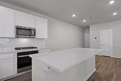 12195 Ridge Top Drive, Conroe, TX 77304 - Photo 3