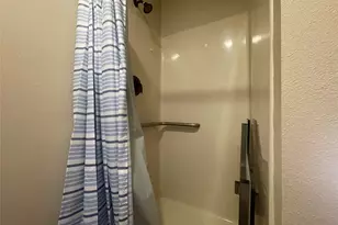 1104 Rorem Ave, Palacios, TX 77465 - Photo 17