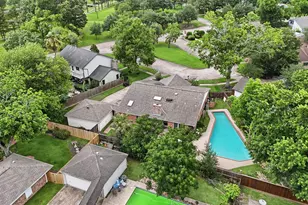 16346 Havenpark Ct, Houston, TX 77059 - Photo 17