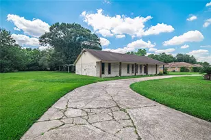 2808 Morenci St, Pearland, TX 77584 - Photo 3