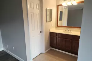 7010 Santa Rita Dr, Houston, TX 77083 - Photo 9