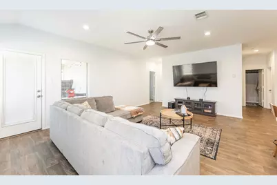 2830 N Colosseum Court, New Caney, TX 77357 - Photo 11