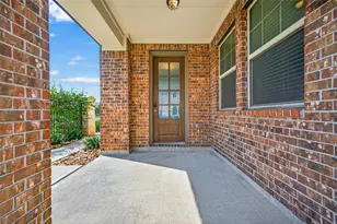 9423 Towne Lake Pkwy, Cypress, TX 77433 - Photo 5
