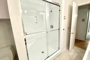 5450 Ariel St, Houston, TX 77096 - Photo 13