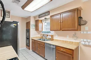 18707 Flax Bourton Close, Humble, TX 77346 - Photo 11