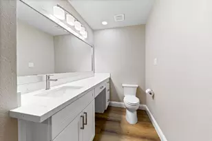 1115 Sunset, San Leon, TX 77539 - Photo 11