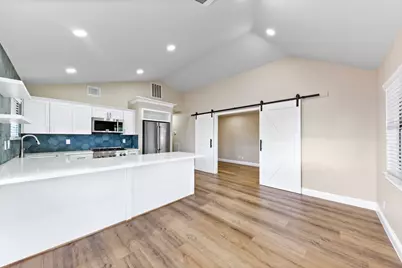 1115 Sunset, San Leon, TX 77539 - Photo 7