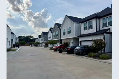 321 Parker Garden Lane, Houston, TX 77076 - Photo 17