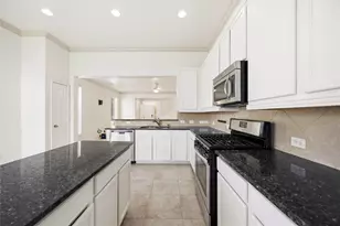 8134 Heartbrook Field Ln, Cypress, TX 77433 - Photo 9