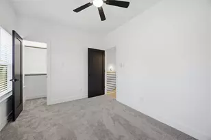 7932 Boy St, Houston, TX 77028 - Photo 21