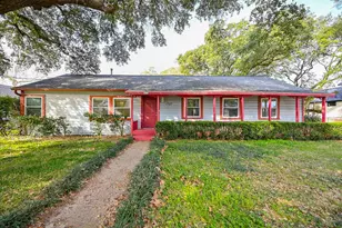 1707 Key St, Waller, TX 77484 - Photo 1