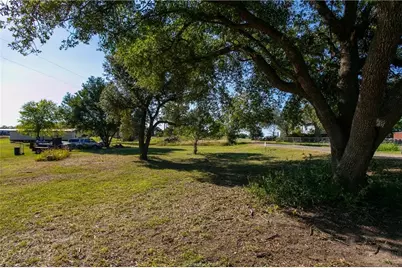 4449 Natalie Lane, Burton, TX 77835 - Photo 3