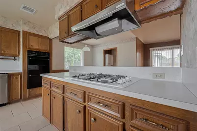 9126 Willow Meadow Drive, Houston, TX 77031 - Photo 21