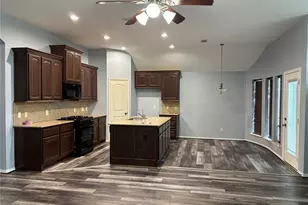 10902 Brighton Gardens Dr, Richmond, TX 77406 - Photo 3