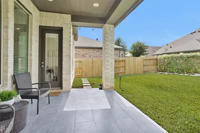 30703 Southern Dewberry Court, Fulshear, TX 77441 - Photo 17