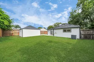 6249 Locke Ln, Houston, TX 77057 - Photo 13