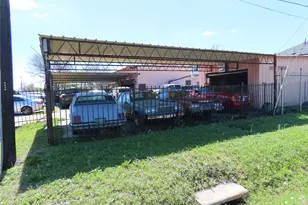 4230 Sterling St, Houston, TX 77051 - Photo 9