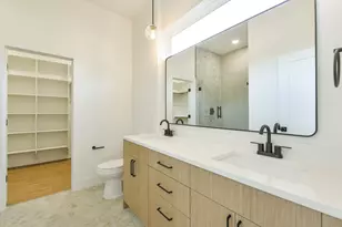 164 Wallace St, Houston, TX 77022 - Photo 15