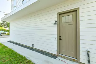 164 Wallace St, Houston, TX 77022 - Photo 5