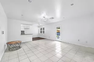 2016 S Houston Rd, Pasadena, TX 77502 - Photo 5