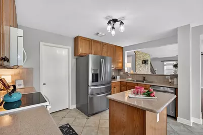 17111 Kemble Creek Drive, Houston, TX 77084 - Photo 7