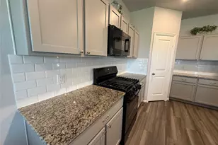 1951 Middle Pass Ln, Angleton, TX 77515 - Photo 17