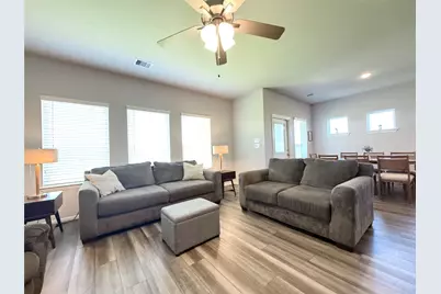 1951 Middle Pass Ln, Angleton, TX 77515 - Photo 13
