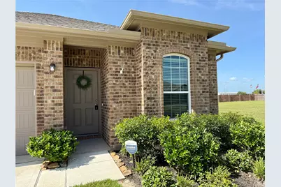 1951 Middle Pass Ln, Angleton, TX 77515 - Photo 1