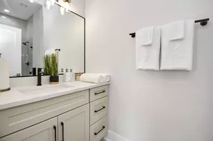 2401 Chapman St, Houston, TX 77009 - Photo 27