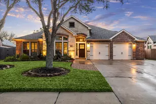 525 Cascade View Ct, League City, TX 77573 - Photo 1