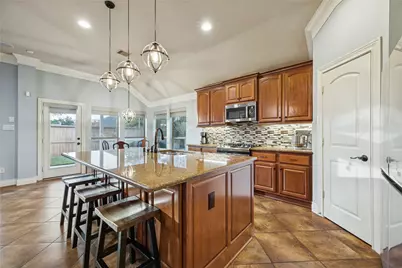 525 Cascade View Court, League City, TX 77573 - Photo 15