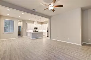 211 S Spotted Fern Dr, Montgomery, TX 77316 - Photo 7