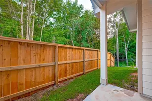 211 S Spotted Fern Dr, Montgomery, TX 77316 - Photo 5