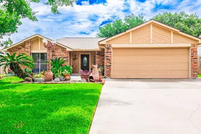 707 Landing Boulevard, League City, TX 77573 - Photo 5