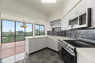 1111 Bering Drive #1001, Houston, TX 77057 - Photo 13