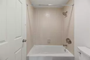 1111 Bering Dr, Houston, TX 77057 - Photo 23
